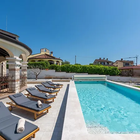 Oliva With Private Pool *